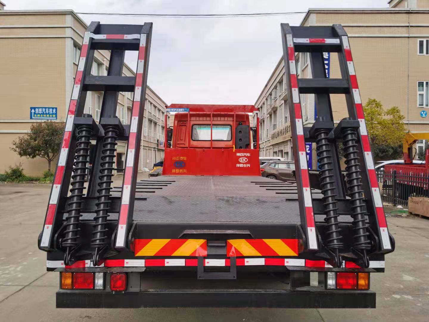 ˹̫����ZZ5184TPBK5017F1��ƽ���\(y��n)ݔ܇(ch��)