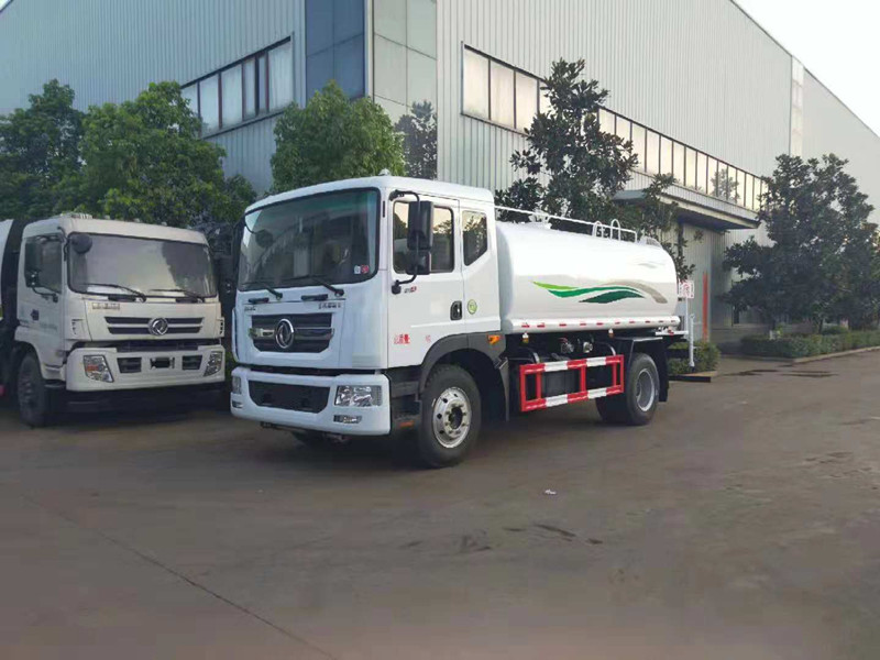 ��ˮ܇�N����������ˮ܇�S���N�ۃr(ji��)�񣬳����|�L(f��ng)��ˮ܇�N������������������܇�ɷ����޹�˾