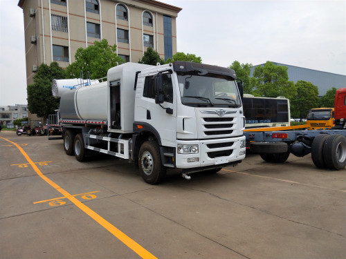 解放后雙橋國六排放18噸灑水噴霧車 解放后雙橋國六排放18噸灑水噴霧車