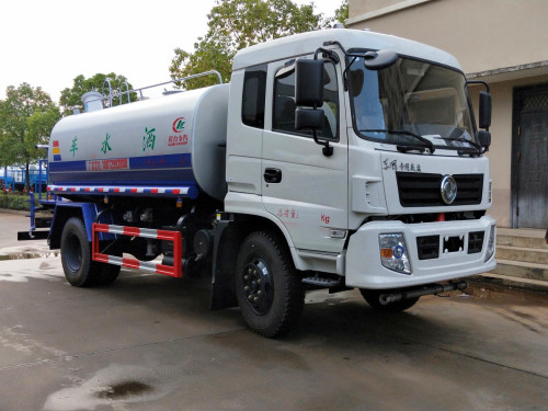 ������ˮ܇��������ˮ܇��(b��o)�r(ji��)�������|�L(f��ng)��ˮ܇�S���N��