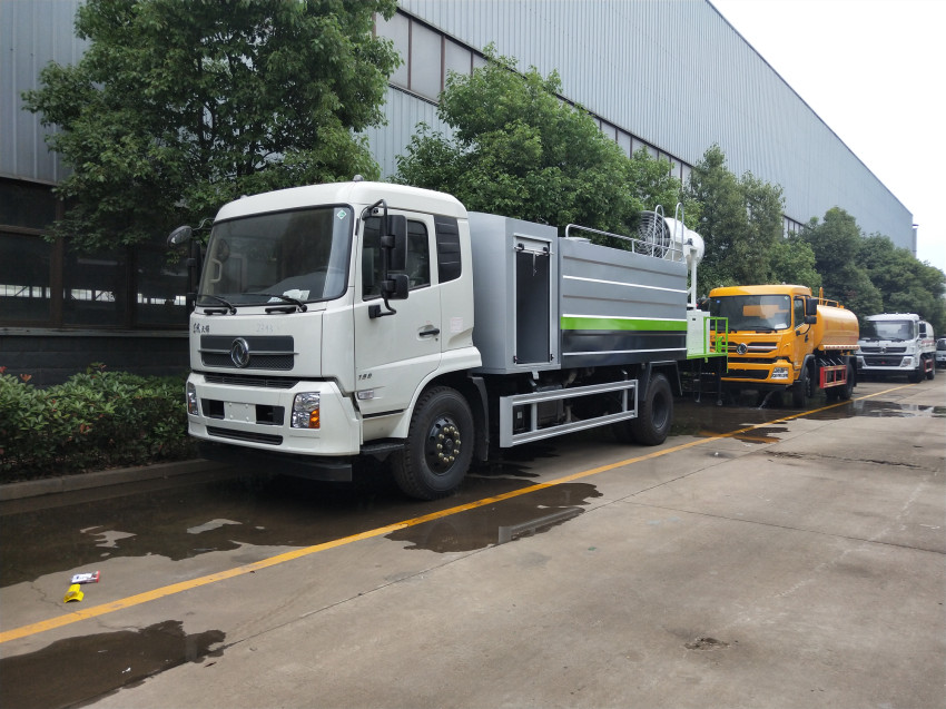 �L���О�ˮ܇�N�����L���О�ˮ܇�r���r���L���О�ˮ܇�S��ֱ�N���������F