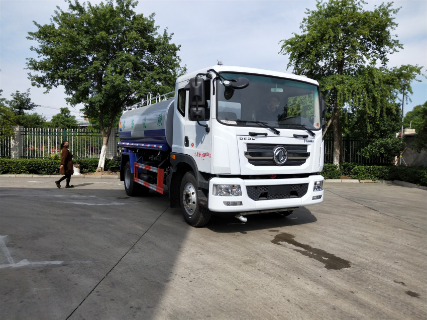 �|�L(f��ng)D9��ˮ܇�S�҈�(b��o)�r(ji��)-�|�L(f��ng)D9��ˮ܇�S��ֱ�N-��������