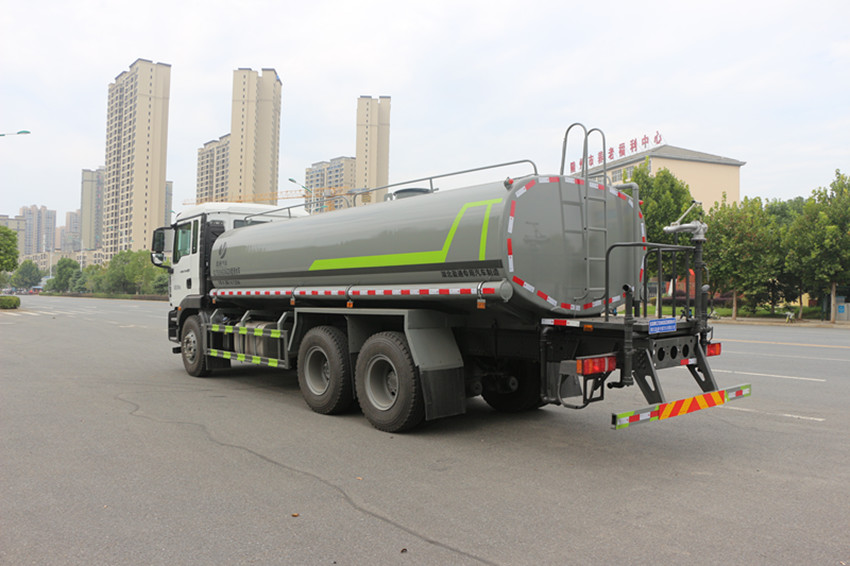 �����ǵ¿���20����ˮ܇-�����ǵ¿���20����ˮ܇�r��-����ӯͨ