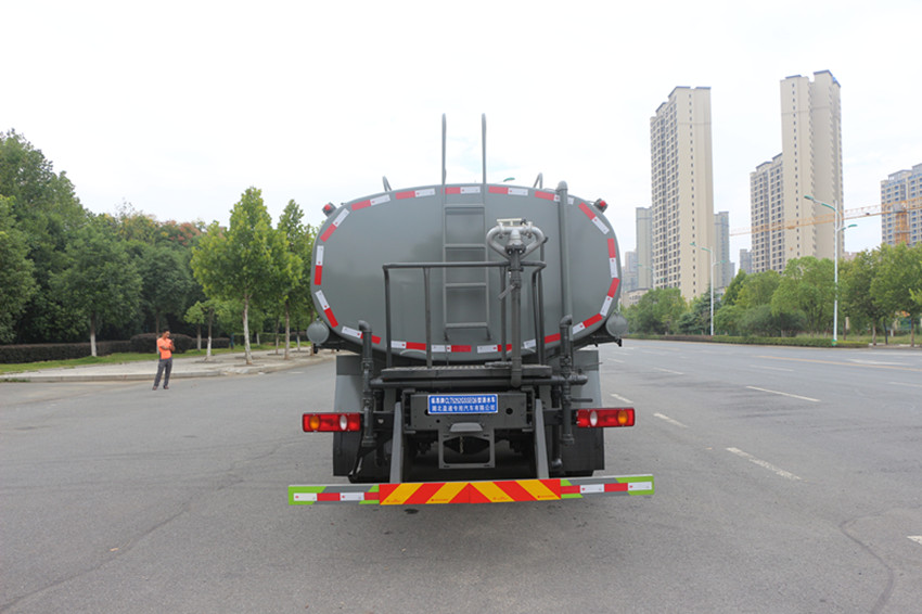 �|�L(f��ng)20����ˮ܇-�|�L(f��ng)20����ˮ܇�r��-����ӯͨ