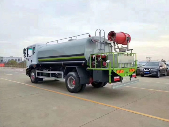 �����u��ˮ܇���������|�L(f��ng)��ˮ܇�S��ֱ�N