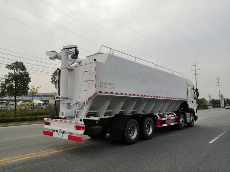 ������������ǰ�ĺ��ɢ�b����\(y��n)ݔ܇/40��ɢ�b���܇