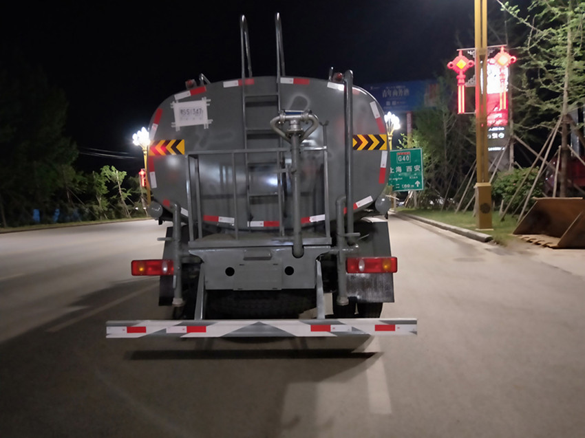 �|�L(f��ng)����D1��(gu��)��12����ˮ܇