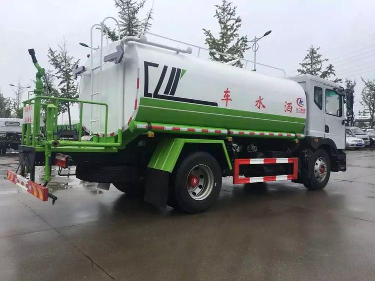 ���،��Þ�ˮ܇