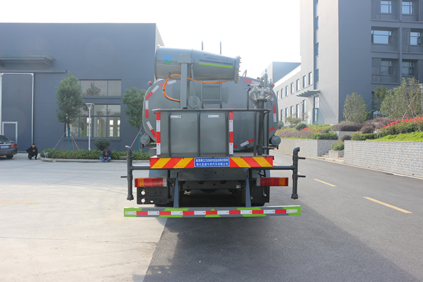 �|�L(f��ng)20���F�ڞ�ˮ܇-�|�L(f��ng)�A��20���։m��ˮ܇�r���r-����ӯͨ