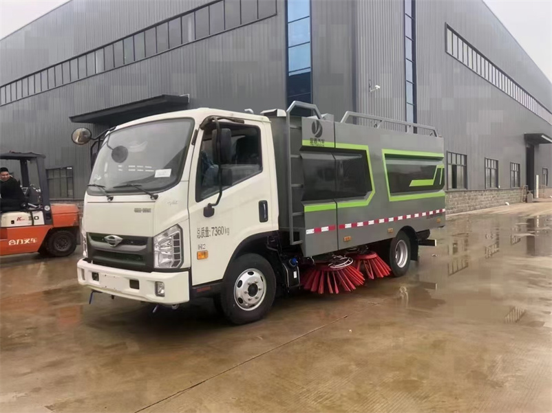 С�͒�·܇�����Xһ�_(t��i)-С�����܇�����Xһ�_(t��i)-����ӯͨ