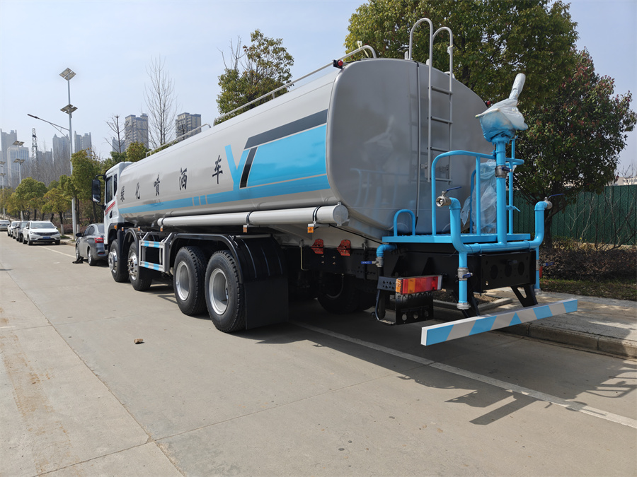 �|�L(f��ng)30����ˮ܇-�|�L(f��ng)�A��DV5���͞�ˮ܇-�|�L(f��ng)ǰ�ĺ�˞�ˮ܇